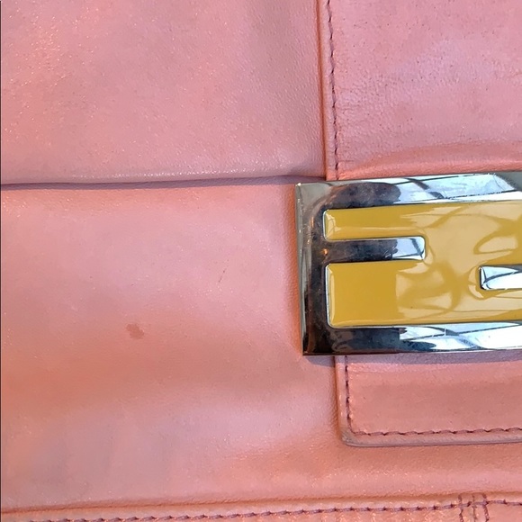 Pink fendi baguette - Picture 3 of 7